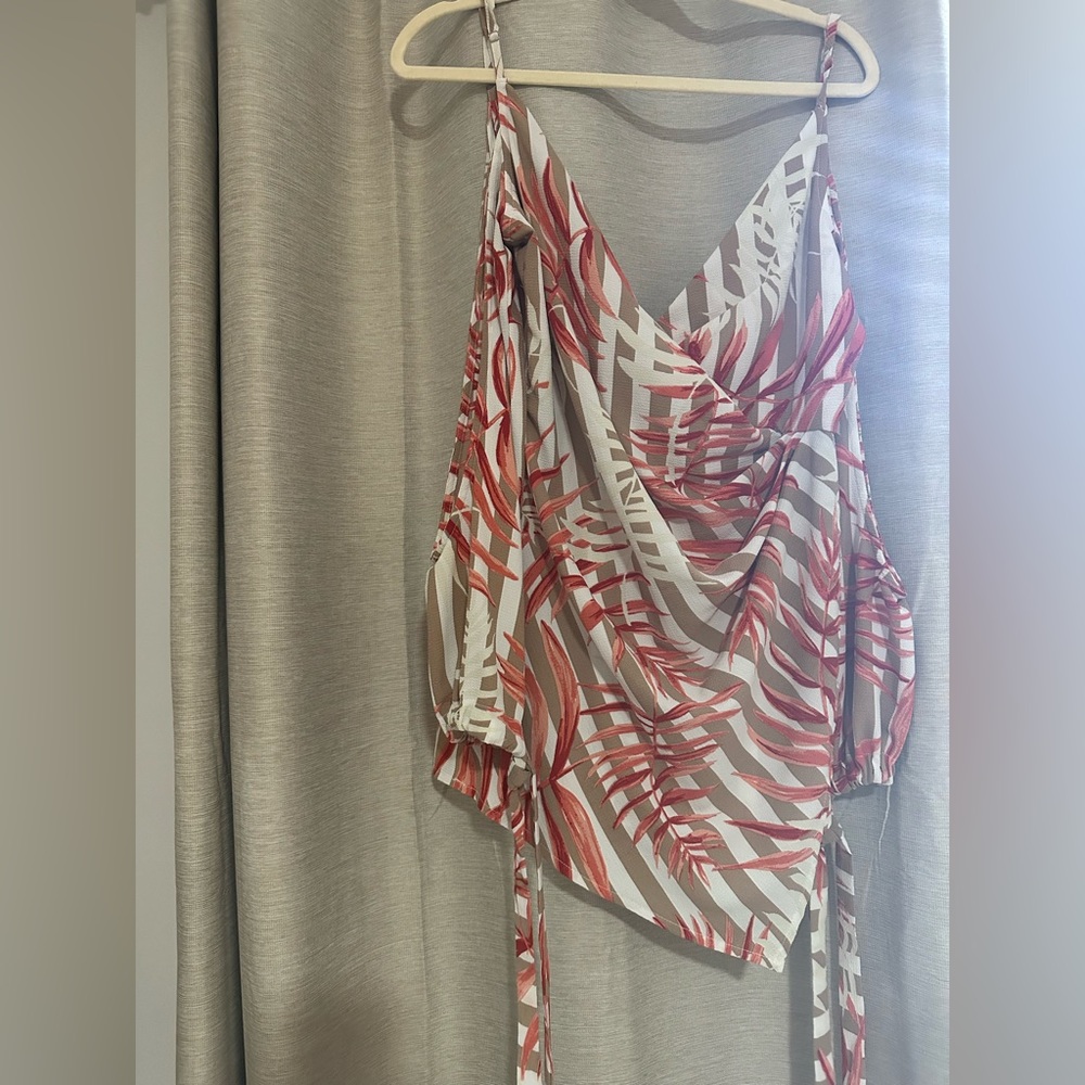 Blithe LA romper - Picture 2 of 2